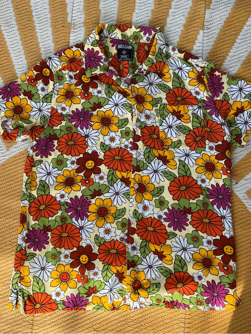 Super Massive Short-Sleeve Retro Smiley Face Floral Button-Down Shirt